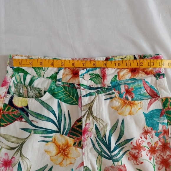 Zara TRF Collection Toucan Tropical high waisted mom fit Jeans - Size 4 - Picture 4 of 9